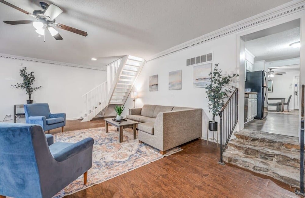 Parnassus Cottage