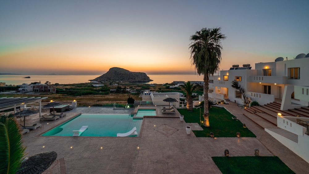 Arkasa Palace casa de huéspedes Karpathos piscina — recepcion & lobby