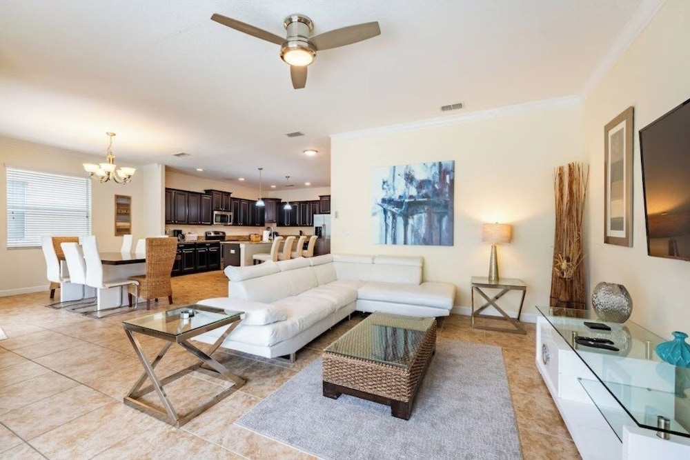 Sugar Palm Place 6 Bedroom Home