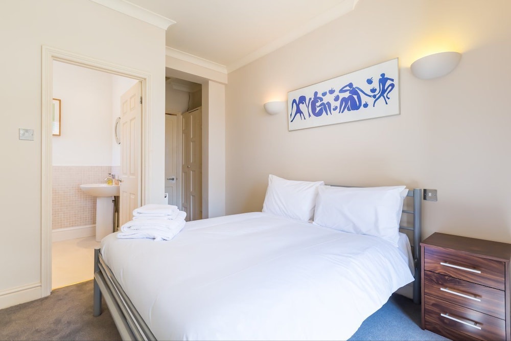 Luxury Apartments - Churchside