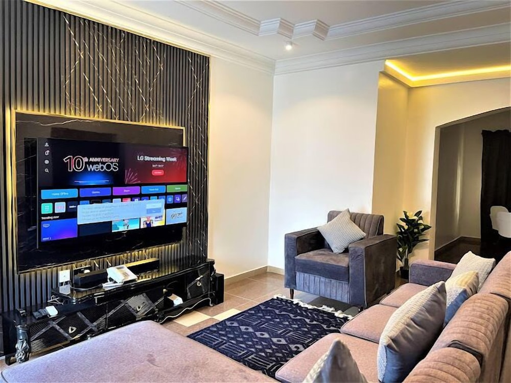 Happuch Apartment