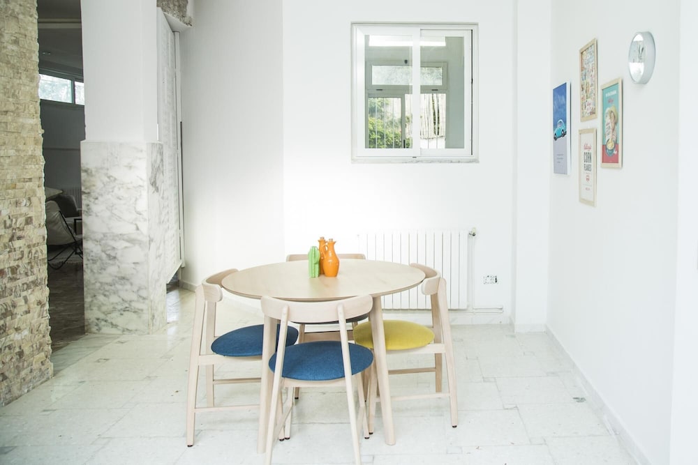 Le Centre-ville Tr s Chic Apt Avec Jardin Marsa view 4