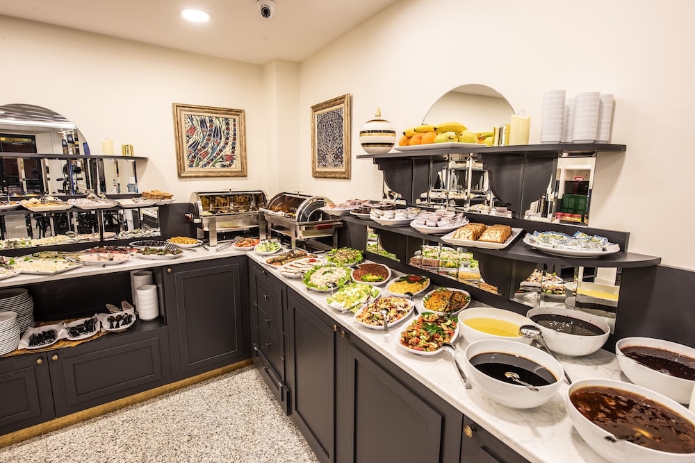 Royal Bosphorus Otel - Image 16