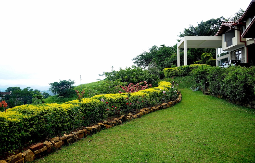 The Kandyan Villa