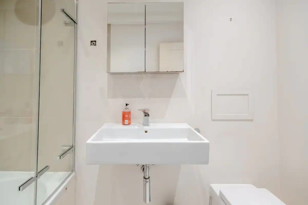 Stylish 1 Bedroom Apartment in Affluent Fulham