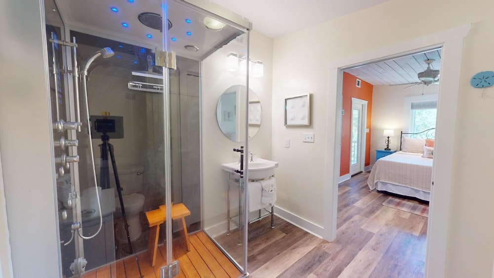 1004 2nd Avenue by Tybee Vacation Rentals