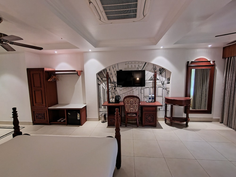 RESORT TITLI