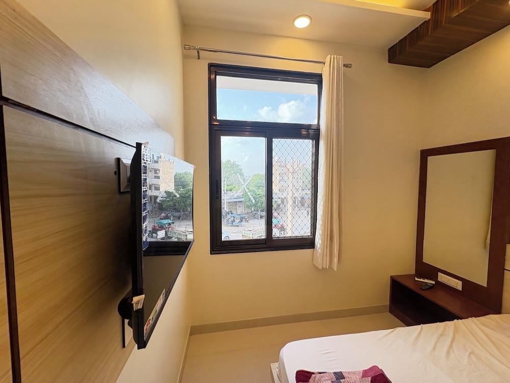 Hotel Shree Shyam alok Khatoo