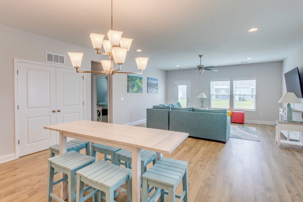 Fish, Swim & Unwind: Retreat in Ocean Isle Beach!