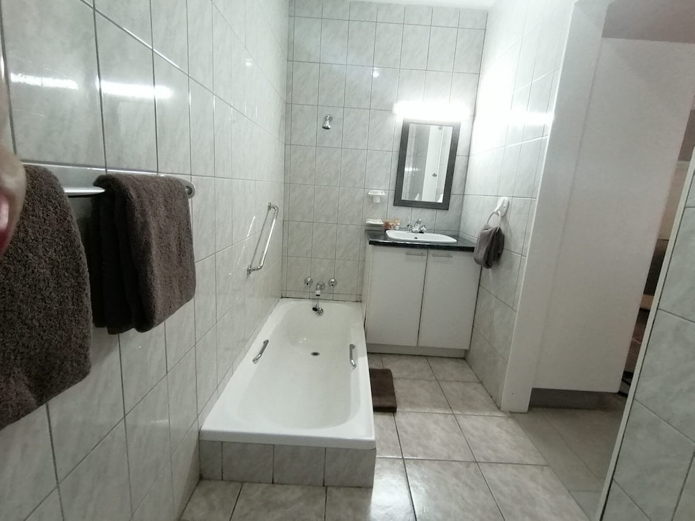 Shingalana Guest House