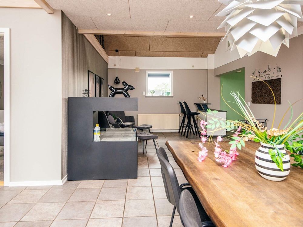 4 Star Holiday Home in Henne