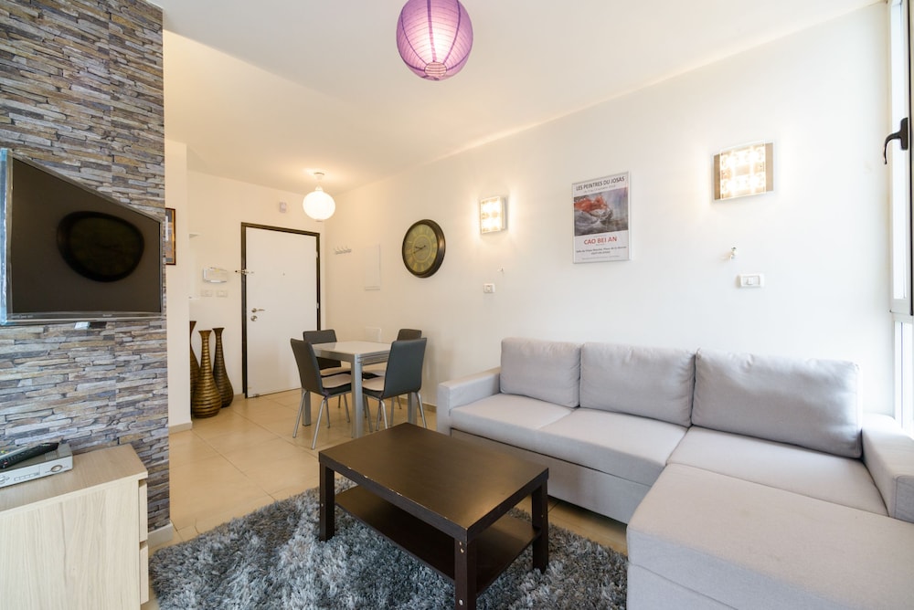 Tel-Aviving Apartments