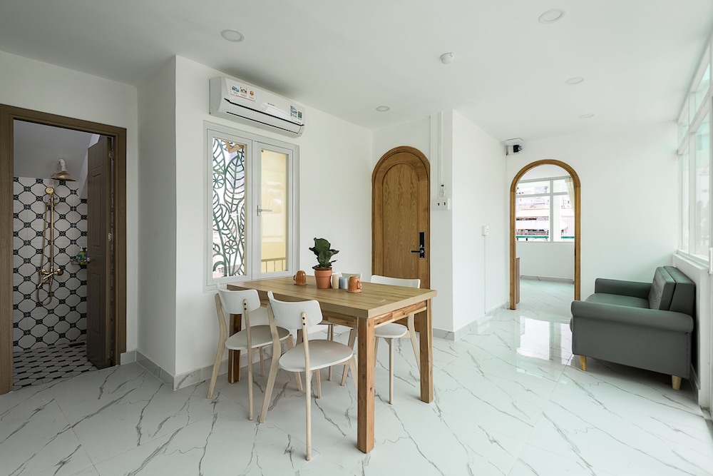 Cozrum Homes May's House