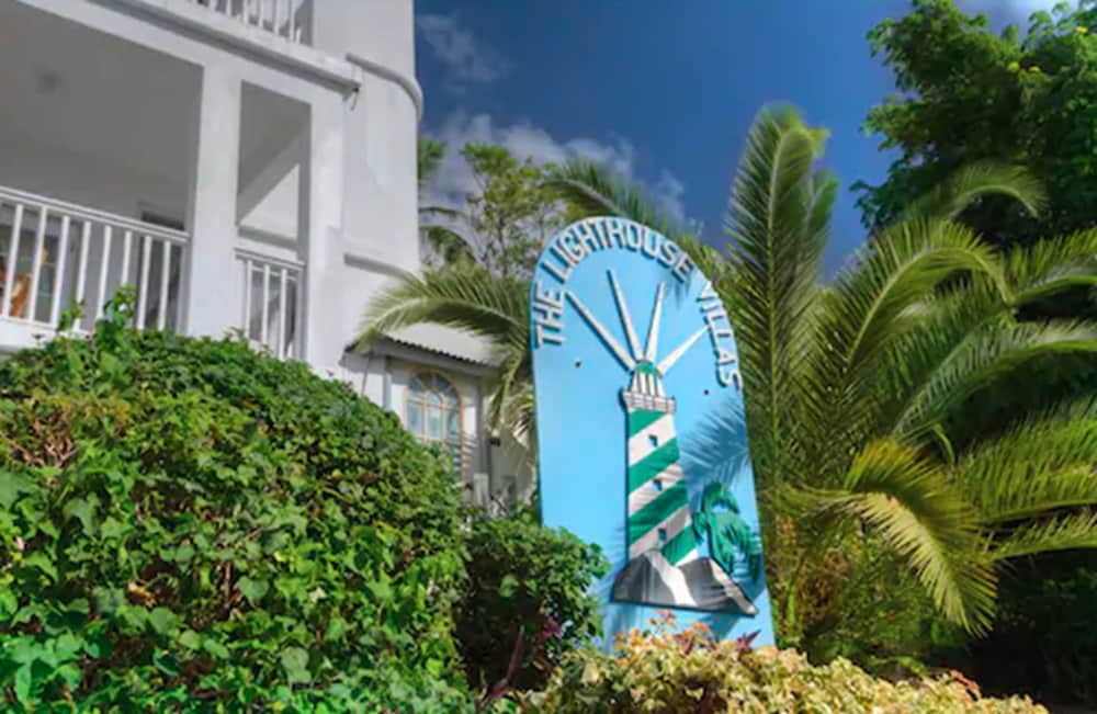 The Lighthouse Villas - Photo 21