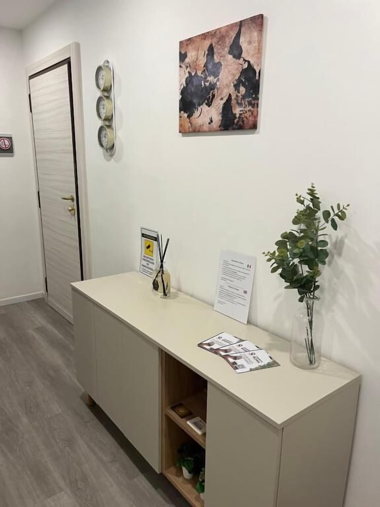 Tiburtina Urban Rooms