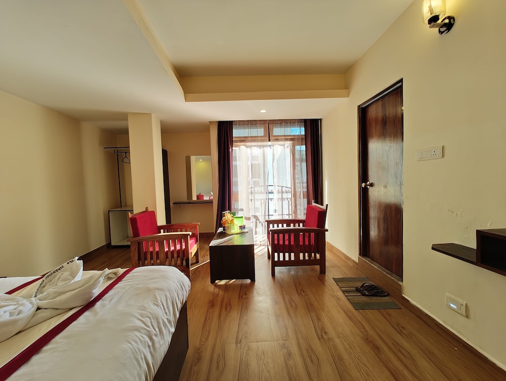 The Narayani Continental Hotel
