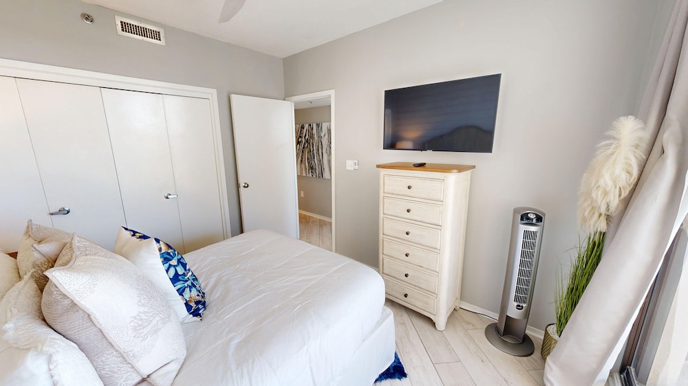 East Pass Towers 602 3 Bedroom Condo