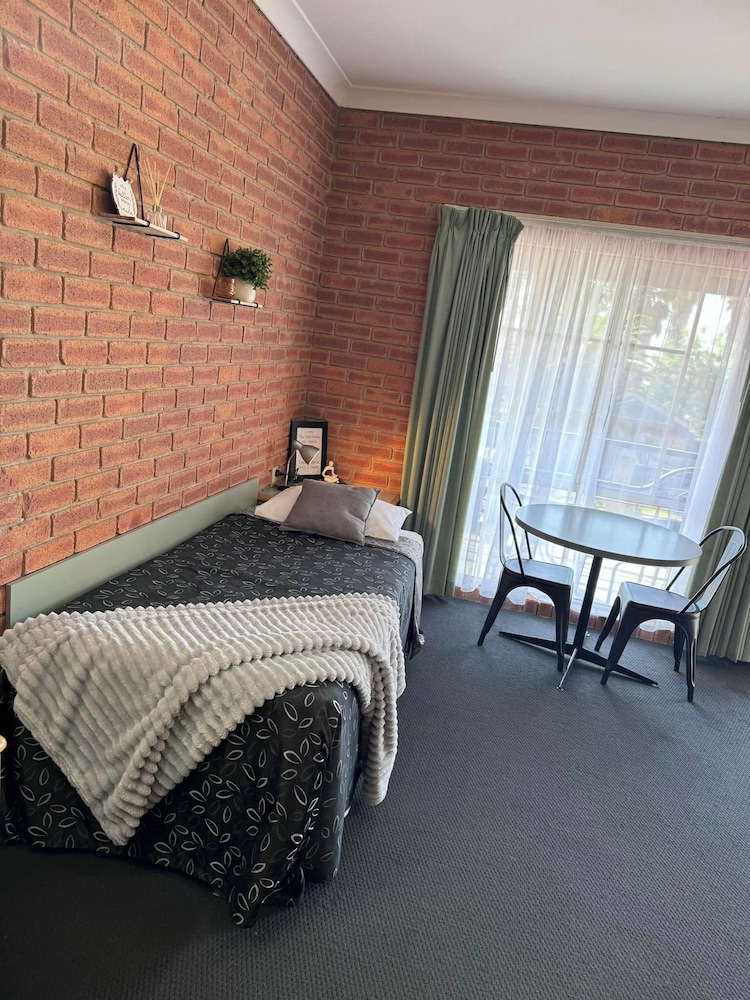 Mulwala Paradise Palms Motel