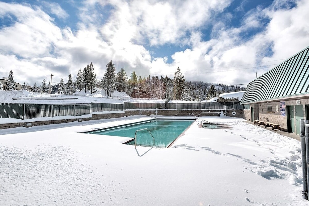 Alpine Haven 2 Bedroom Condo