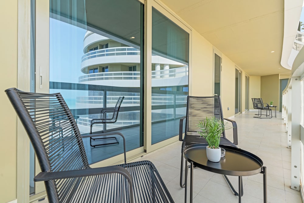 Silkhaus Ajwan C Tower