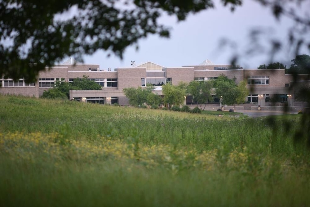 Oak Ridge International Hotel & Conf Cen