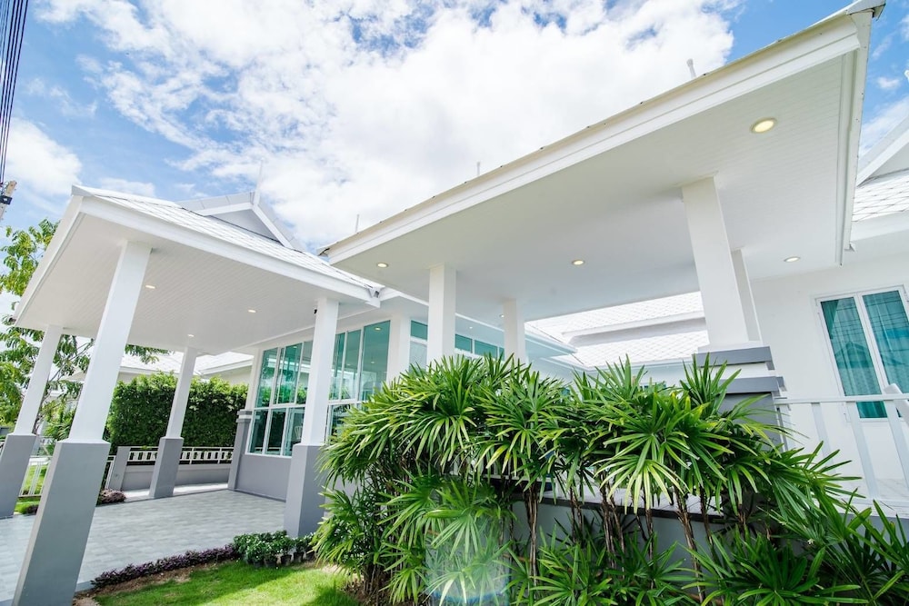 Baan Marwin Hua Hin