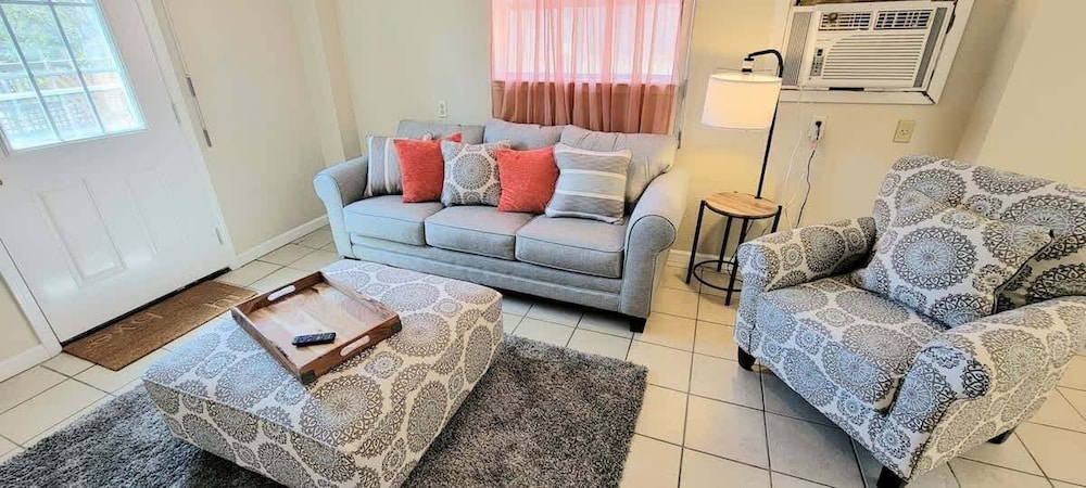 Bay View Great Deck Pool 2 Levels & 3 Bedr 3 Bedroom Condo