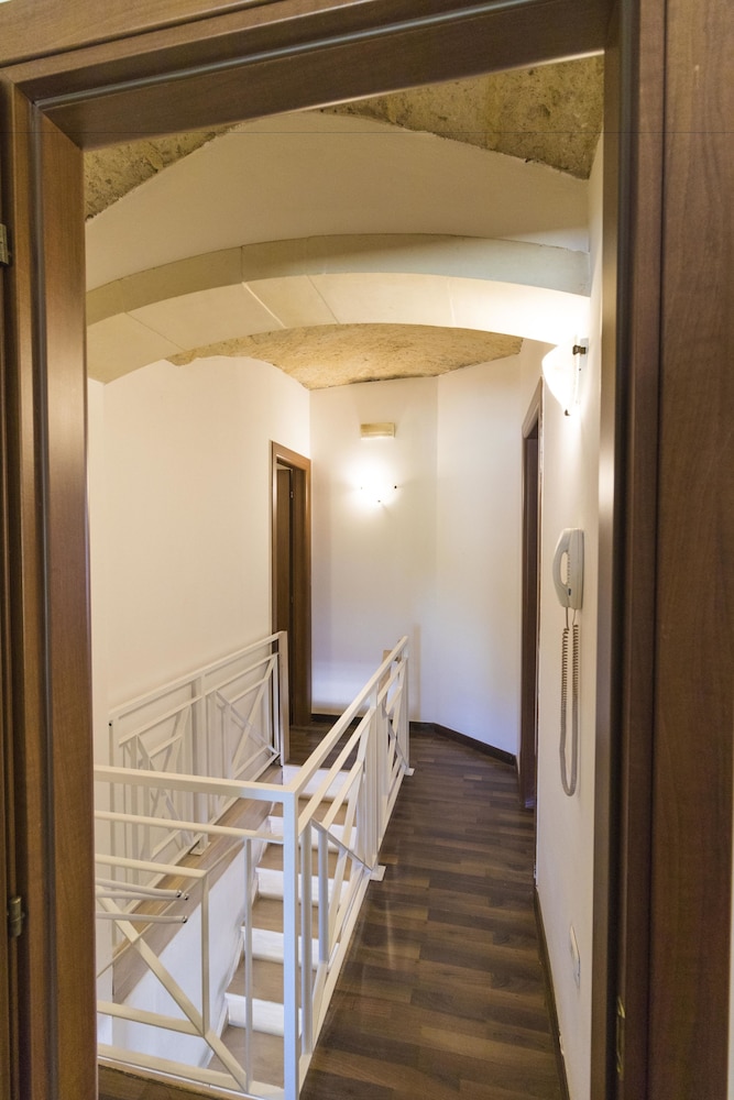 B&B Tarantola