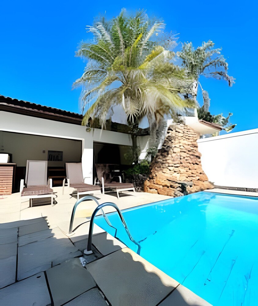 Casa com piscina em Acapulco Guarujá SP3