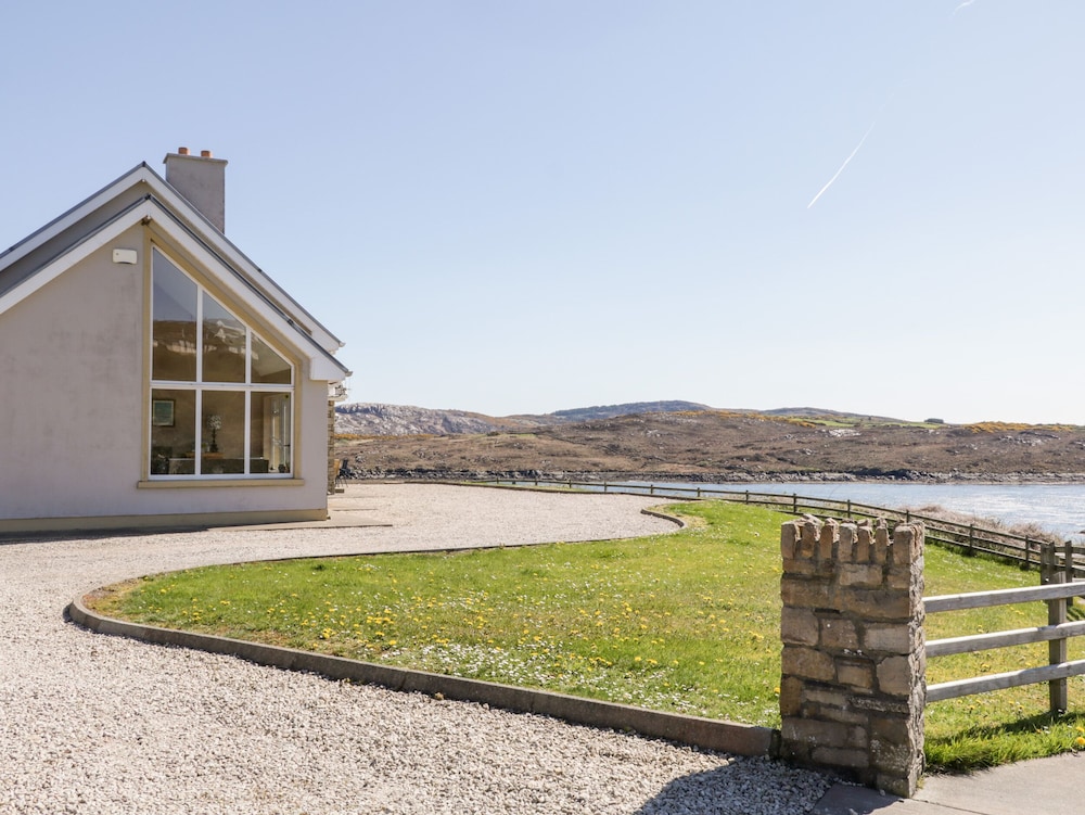 Inverbeg Cottage 2
