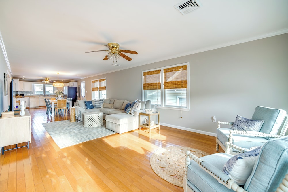 Walk to Brigantine Beach: Home w/ BBQ & Yard