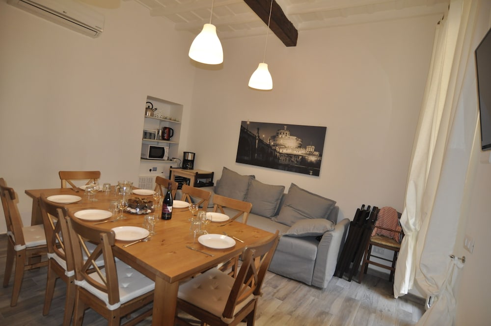 Flatinrome Trastevere