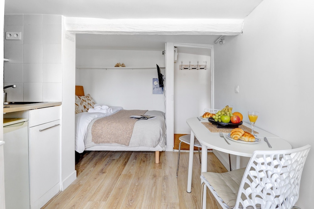 Bright Studio by Le Marais & Montorgueil