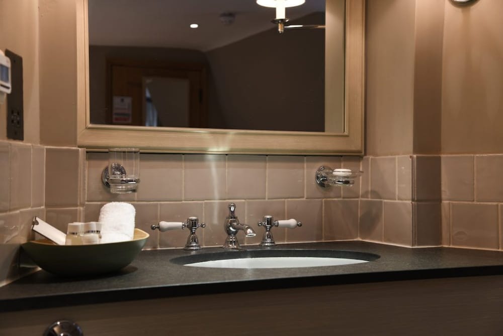 Marlborough Vacations - Bell at Ramsbury - Property Image 1