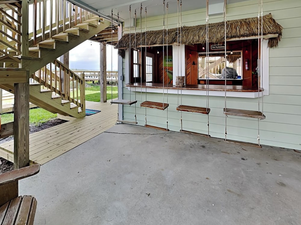 The Hydeaway by Topsail Realty
