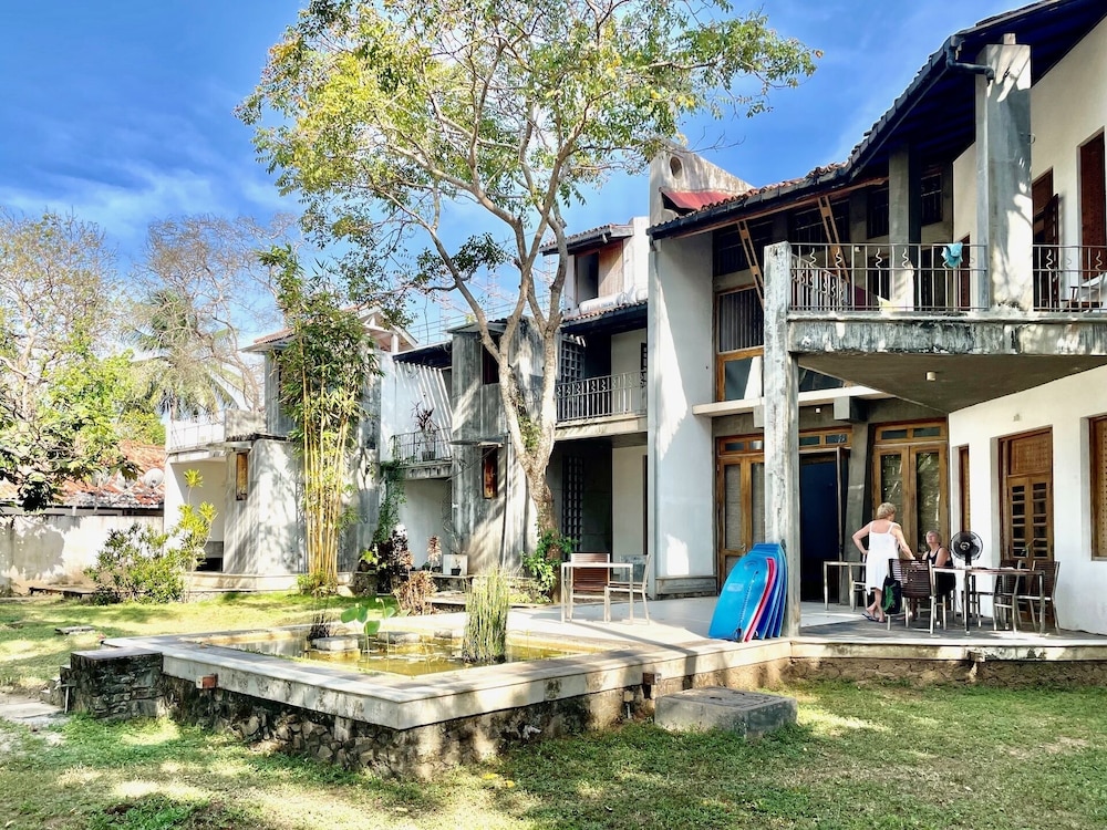 Isana Beach House