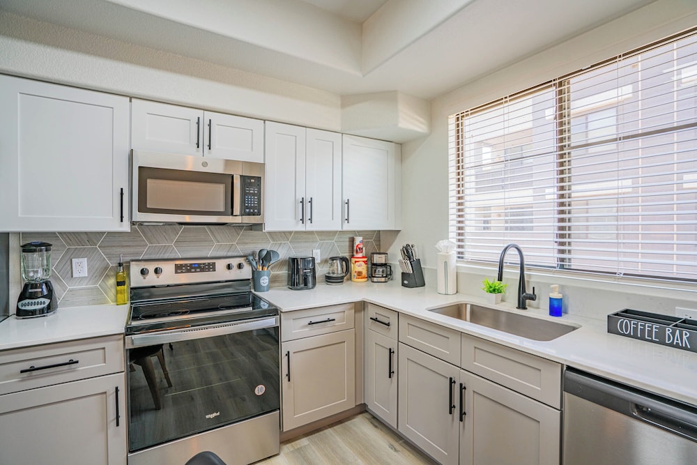 ROVE LIVING/KB - Zone Westgate