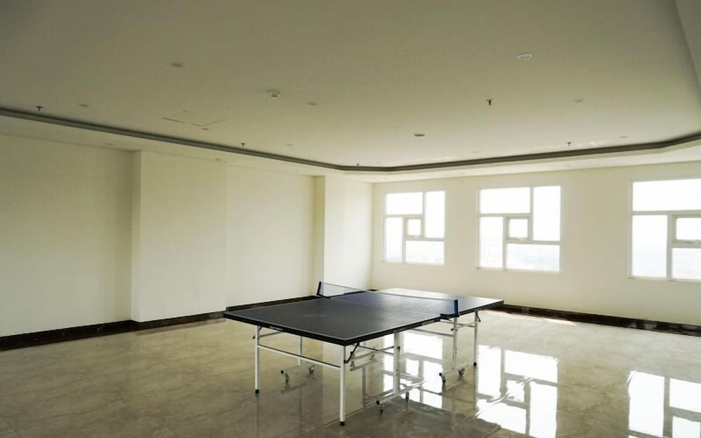 Big and Cozy 3BR Apartment Lucky Tower Residence