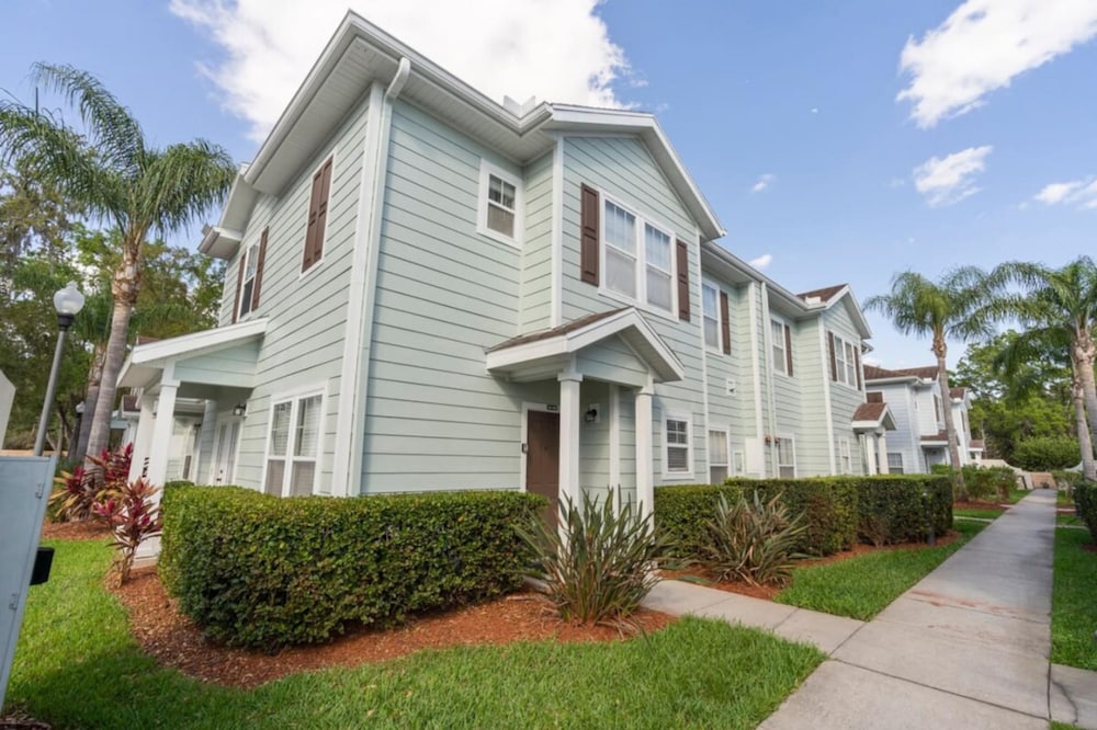 Amazing 4bdr House in Disney 20104