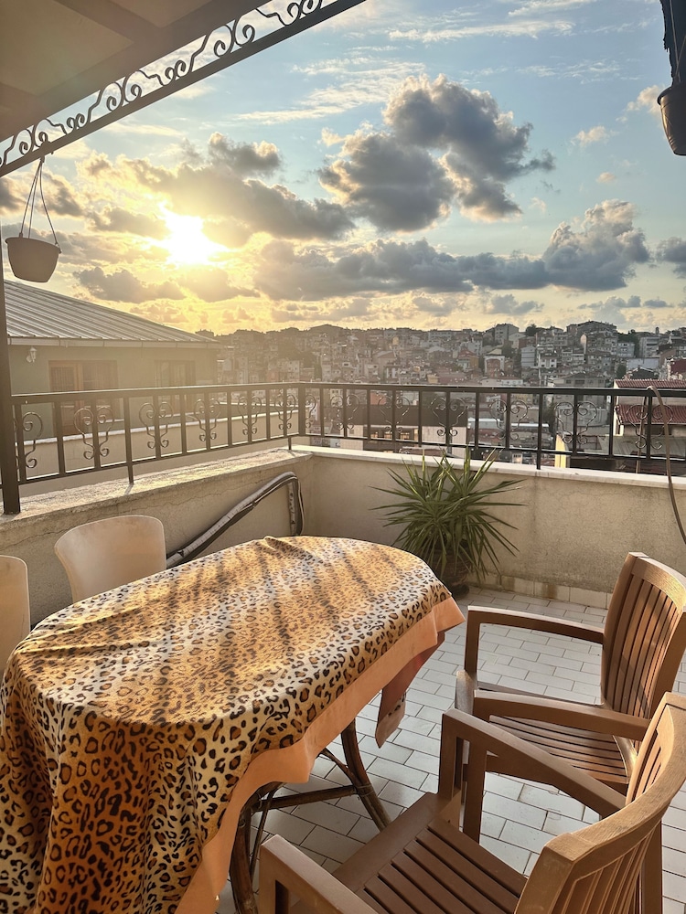 Centre Suites Taksim - Image 105