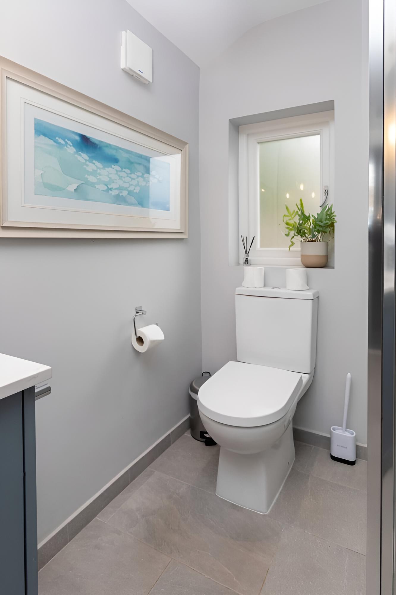 Vibrant 1BD Home With Outdoor Patio - Hammersmith!