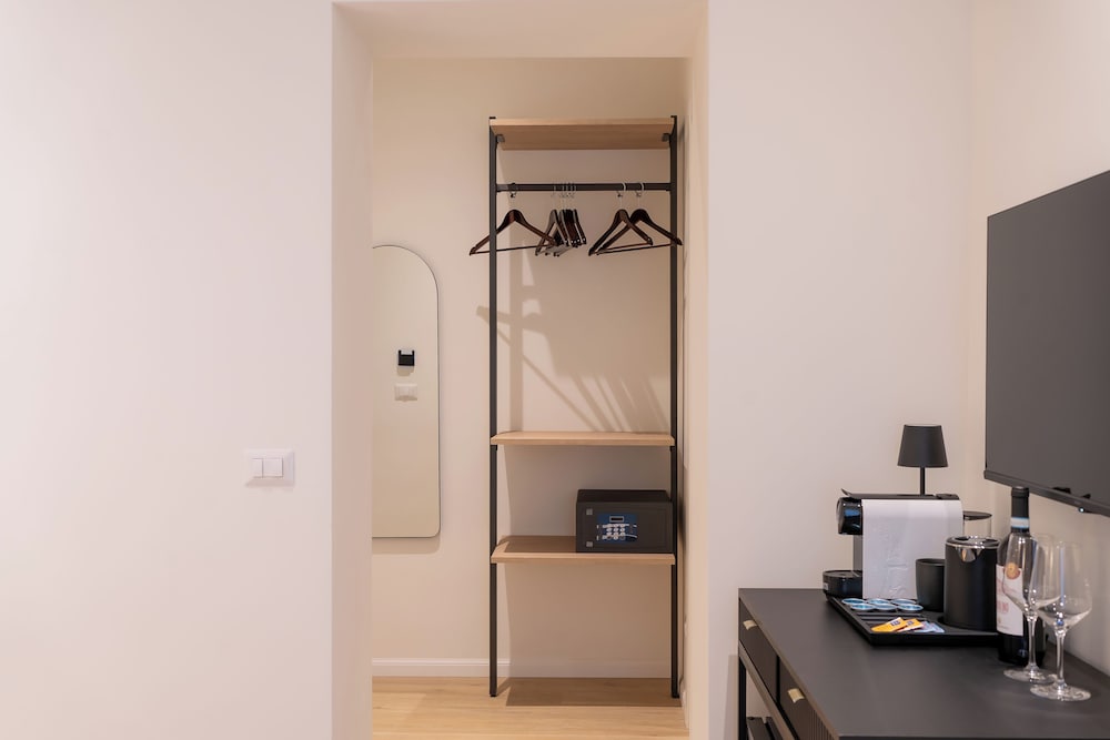 Romart luxury rooms