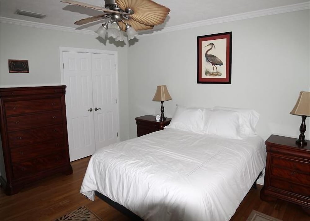 Pet Friendly, 2 Bedroom, Wifi - Bella Casa view 5