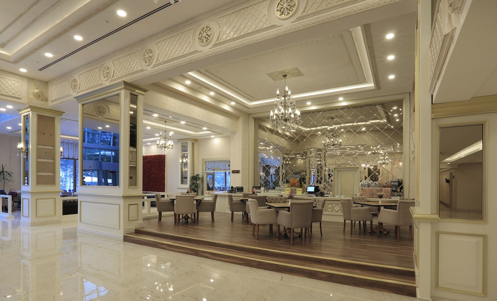 Cam Thermal Resort Spa Convention Center