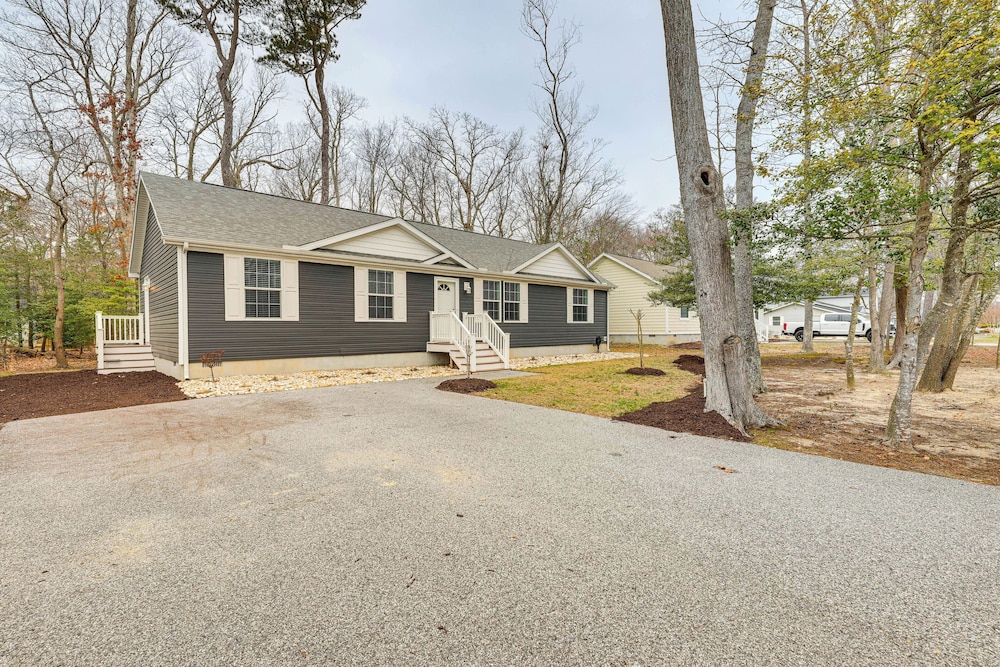 1 Mi to Outlets Ocean City: Home w/ Large Yard!