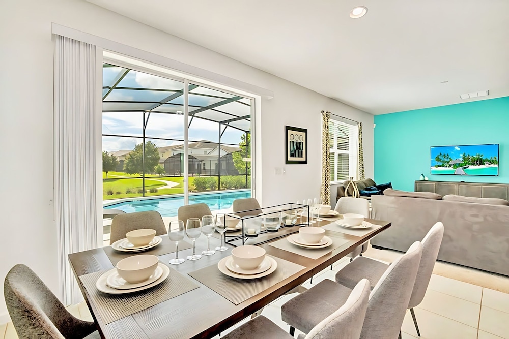 Upstay Lakefront Home w Pool Cinema Games BBQ