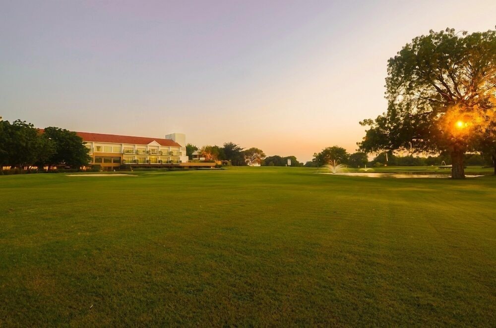Kensville Golf and Country Club