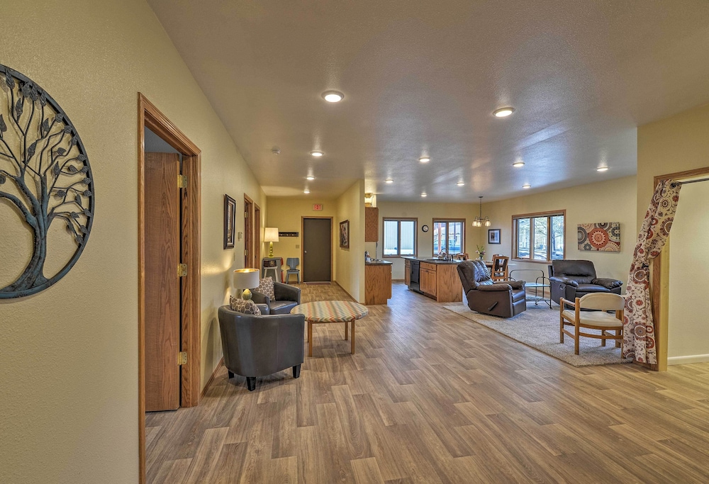 Spacious Home 10 Minutes to Ten Sleep Canyon!