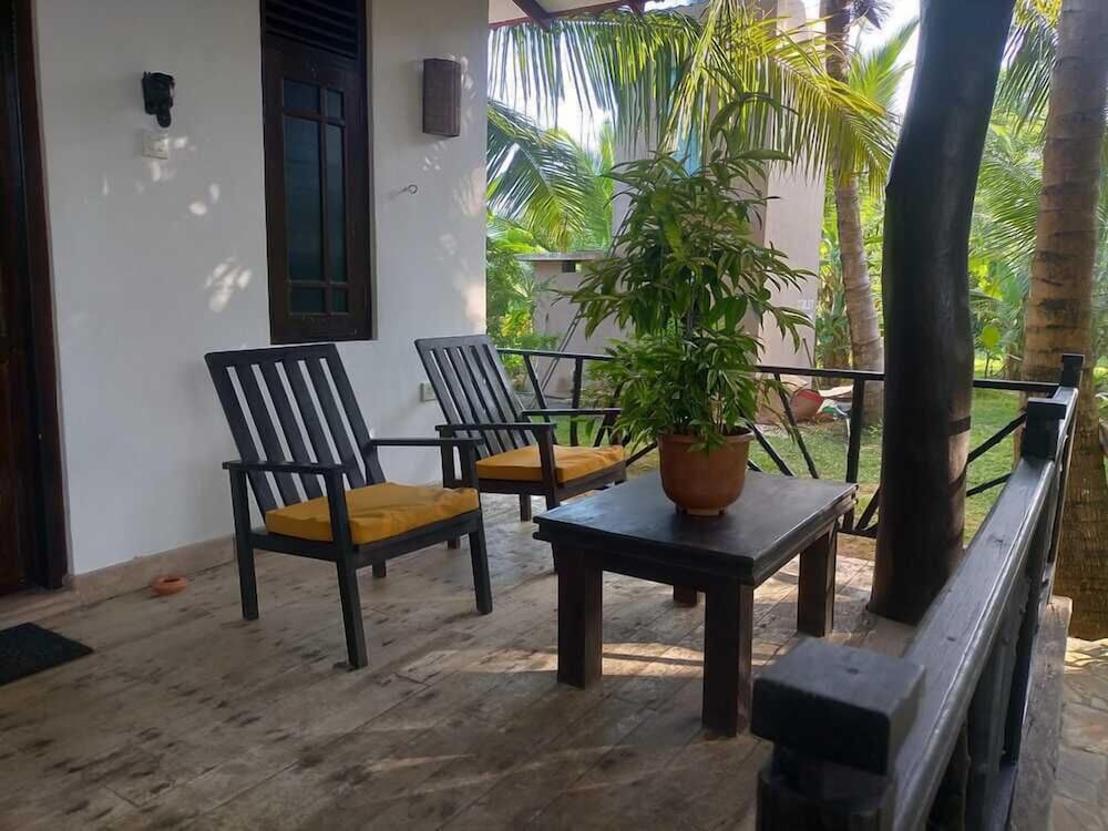 Ginger Harmony Guesthause and Café