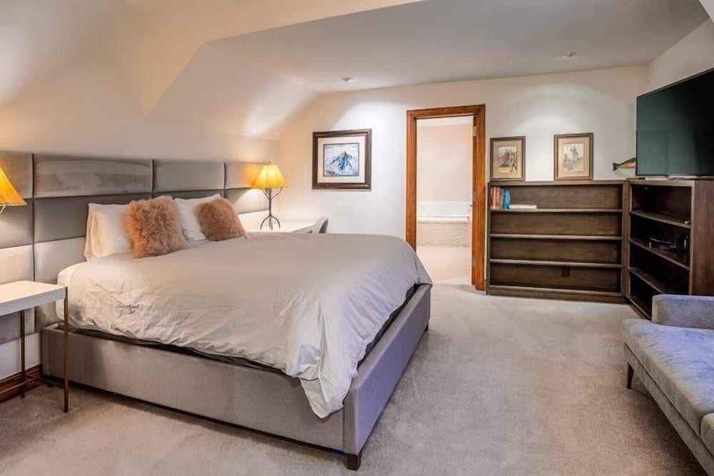 Beaver Creek Village Ski In, Ski Out 3 Bedroom - Property Image 11